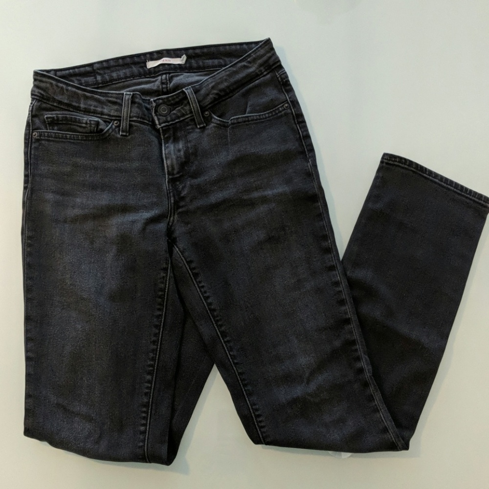 Levi's 712 Slim Jeans